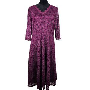 Womens Elegant Floral Lace Midi Dress Size L 3/4 Sleeves & Scalloped V-Neckline